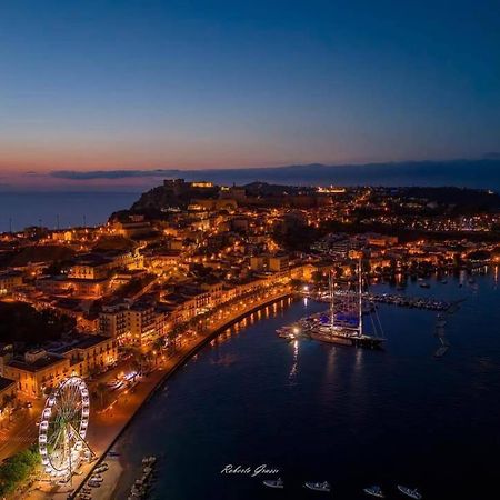 Harbor Elegance Estate Hotel Milazzo Buitenkant foto